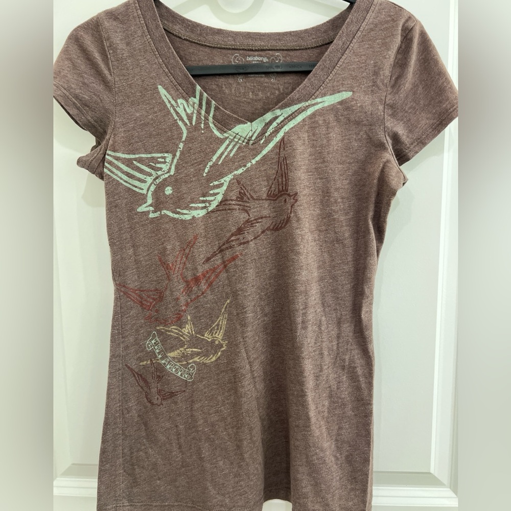 Billabong Brown T-Shirt with Graphic Design